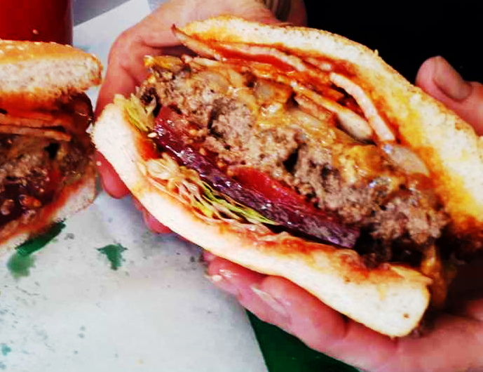 Hamburger with bacon