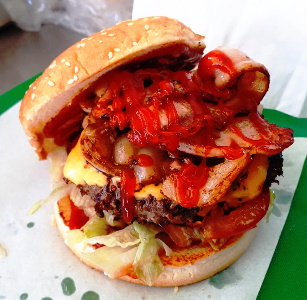 Cheesy Smash Burger